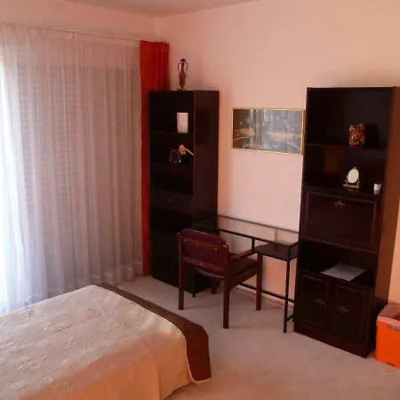 Private Deluxe With Balcony At Datacom Building * نيقوسيا