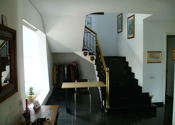 Accommodatie bij particulieren Private Deluxe With Balcony At Datacom Building *